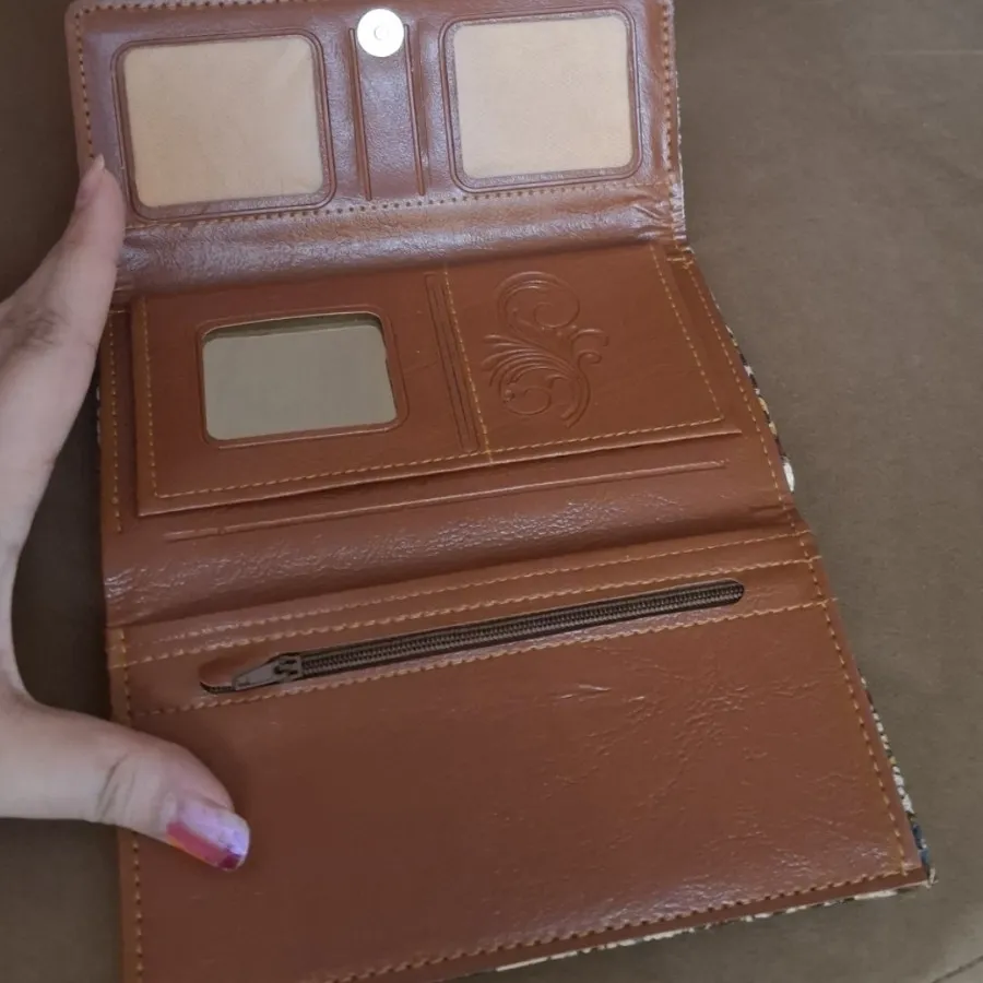 کیف پول زنانه