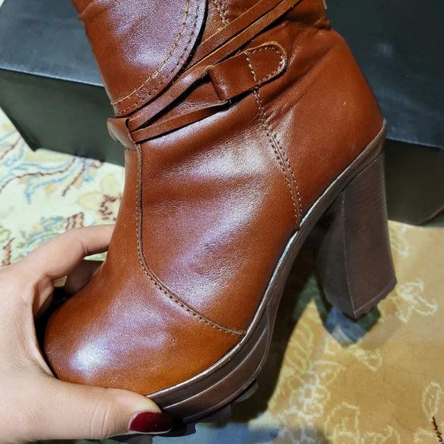 بوت زنانه