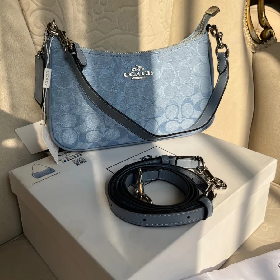 کیف زنانه کوچ