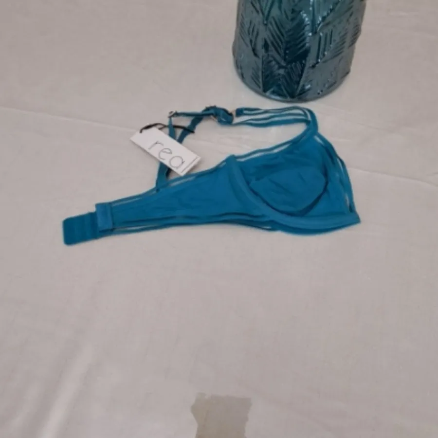 سوتین دخترونه