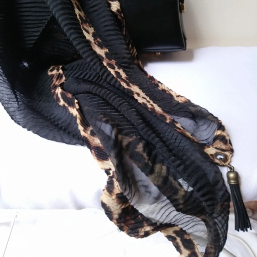 روسری ژرژت