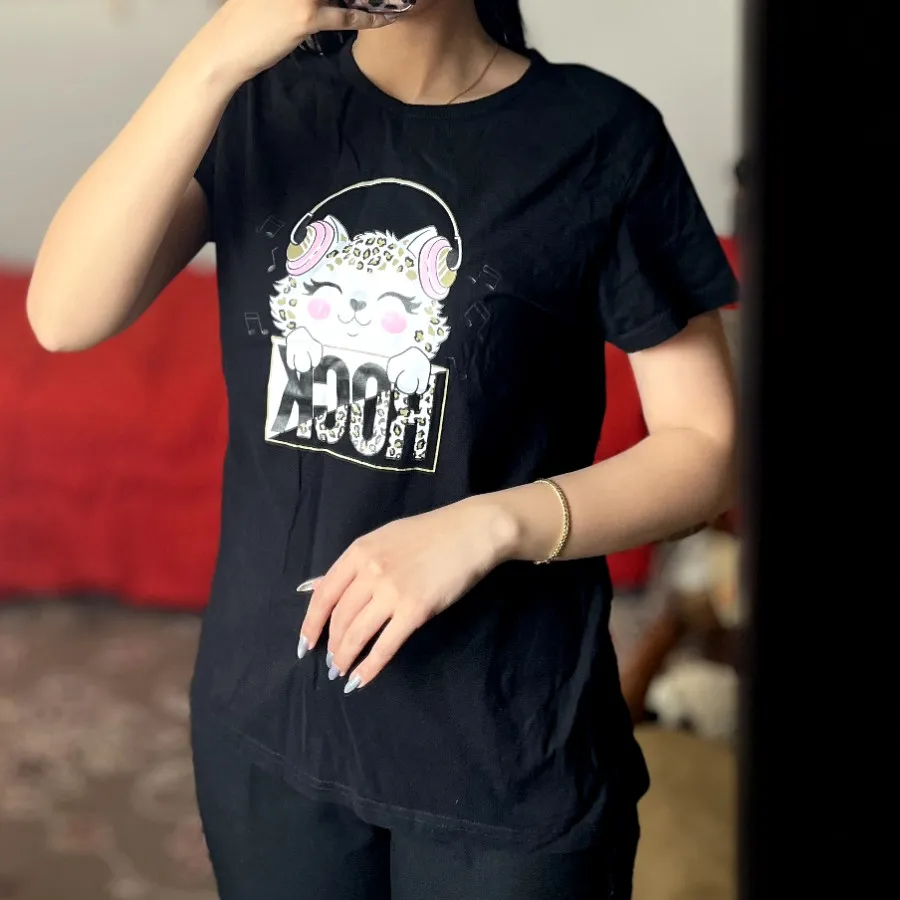 تیشرت مشکی