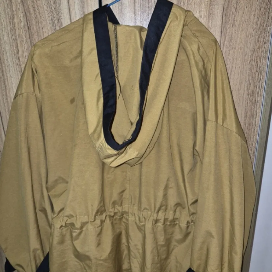 مانتو خردلی اسپرت