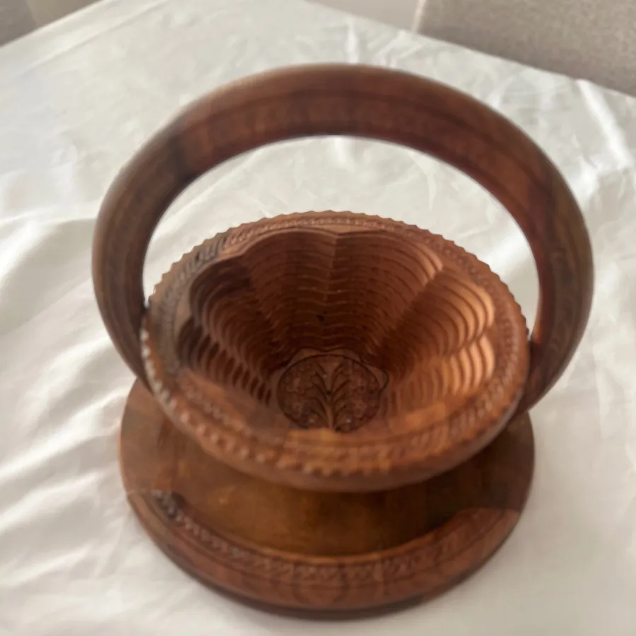آجیل خوری هندی