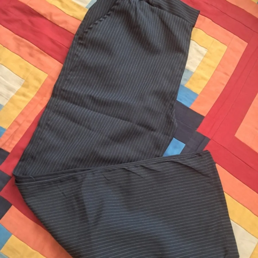 کت کراپ و شلوار دیپلمات