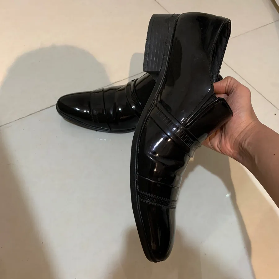 کفش ورنی مردانه