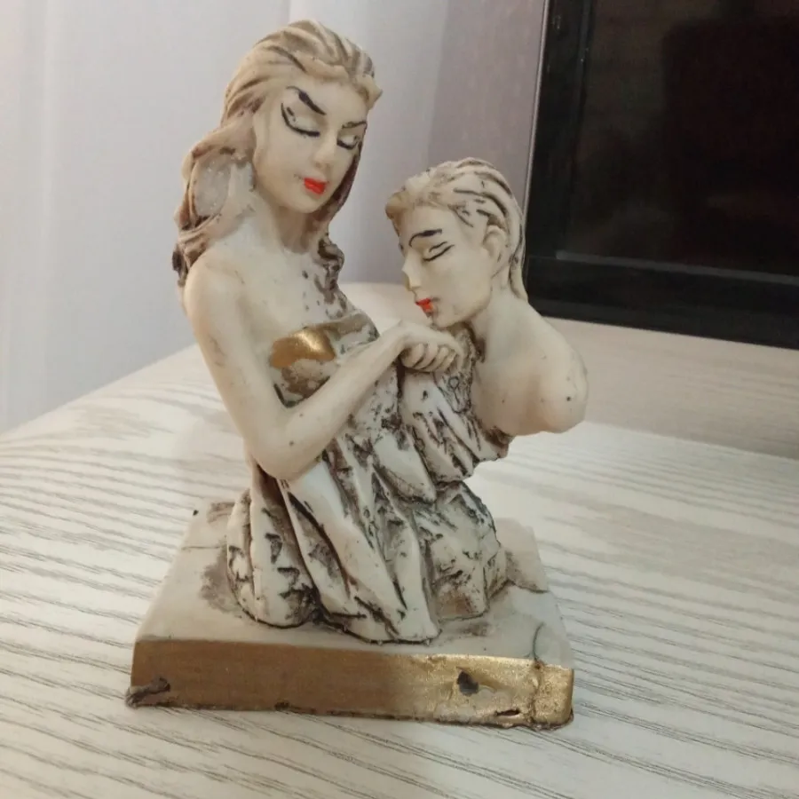 مجسمه عاشقانه