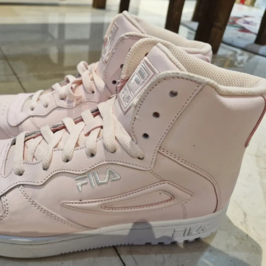 نیم بوت برند Fila سایز 41