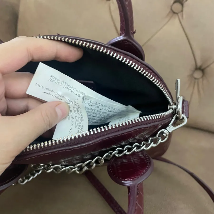 کیف زرشکی زارا