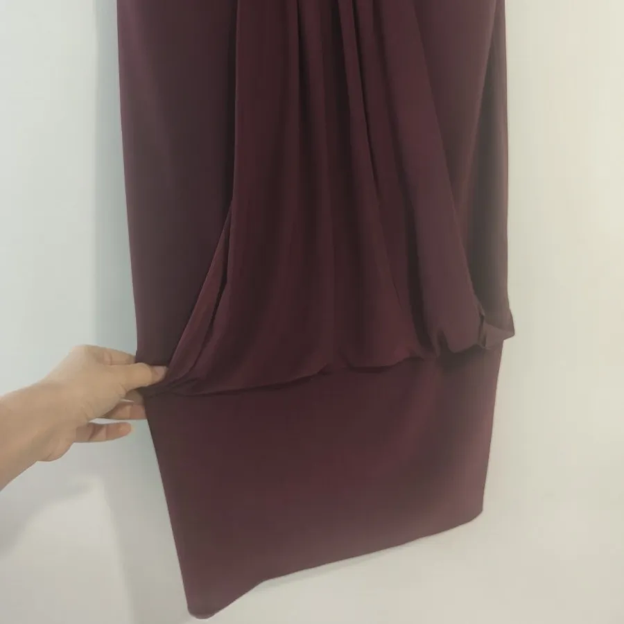 پیراهن کوتاه زرشکی مجلسی
