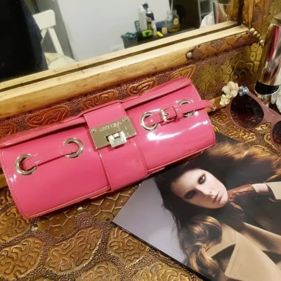 Jimmy choo