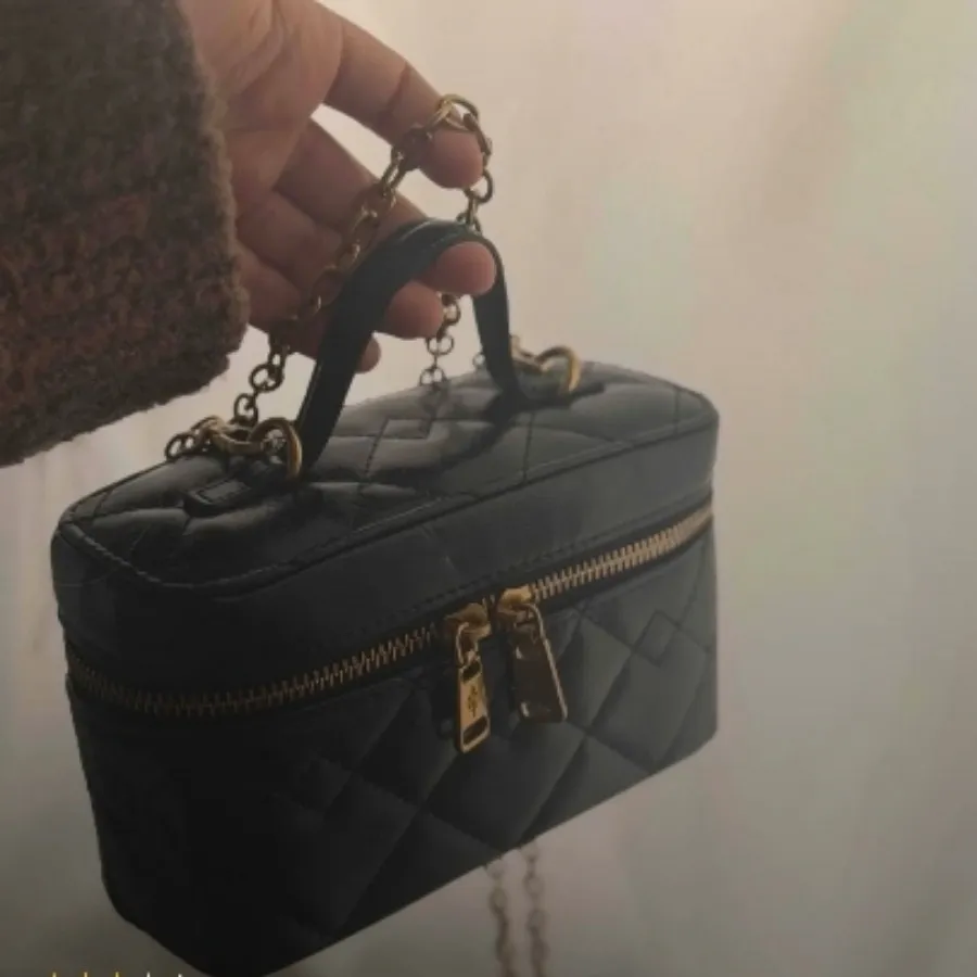 کیف طرح شنل