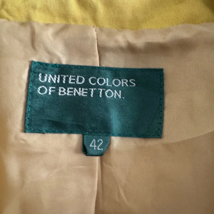 بارانی benetton زرد پاییز