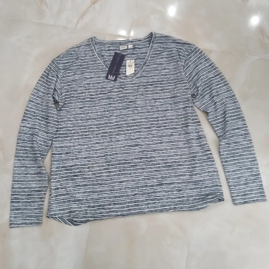 بلوز GAP