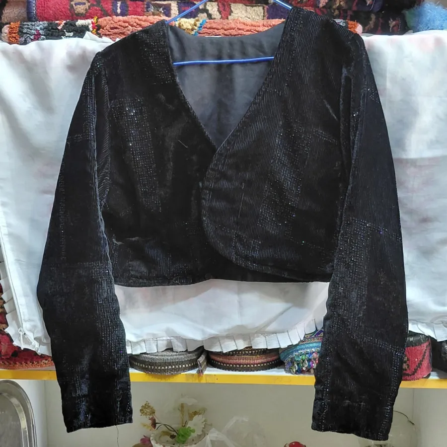 کراپ کت مخمل