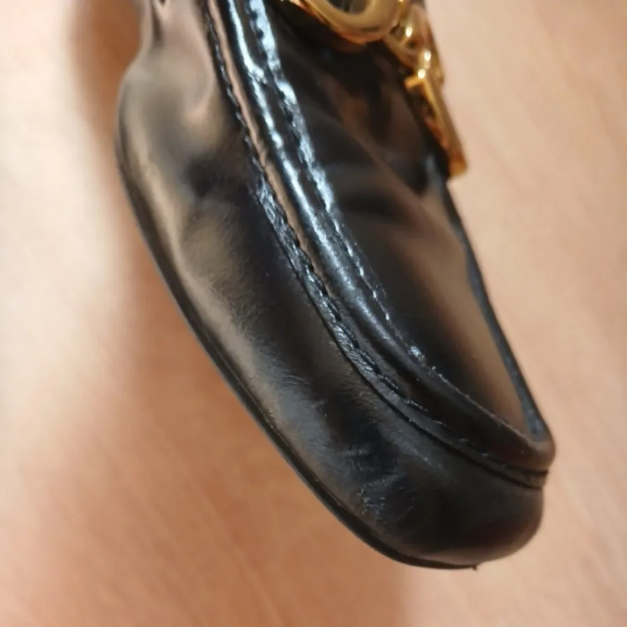 لوفر Zara