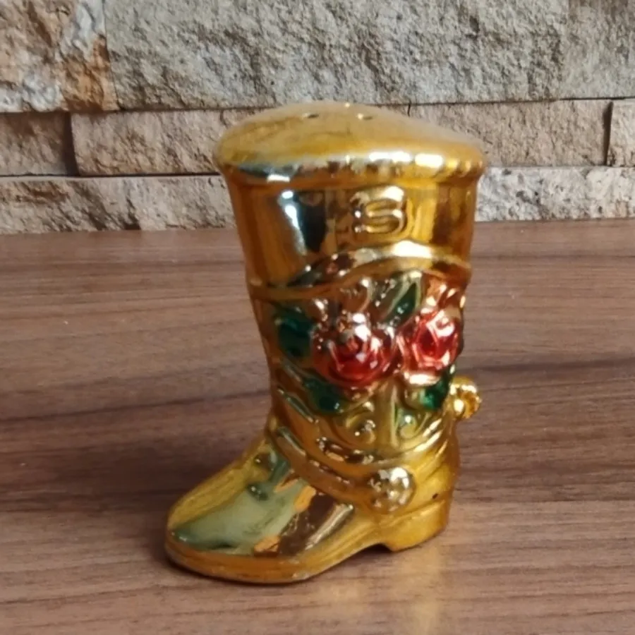 نمکدان