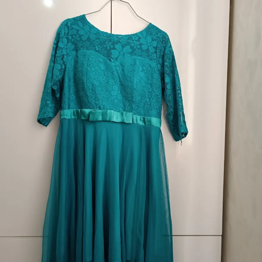 پیراهن مجلسی کوتاه گیپور