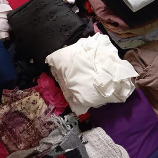 فروش دسته جمعی پوشاک زنان