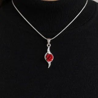 گردنبند رز
