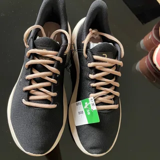 کتونی مارک decathlon