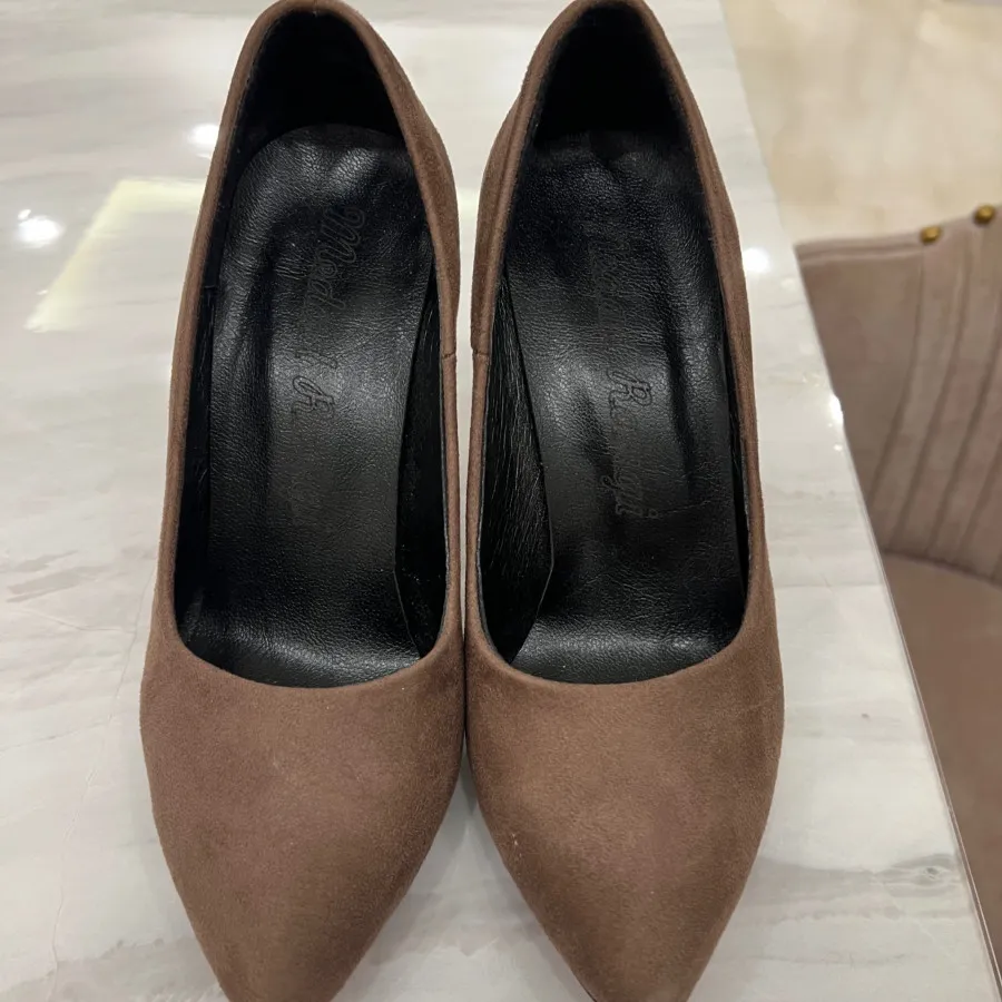 کفش نسکافه ای