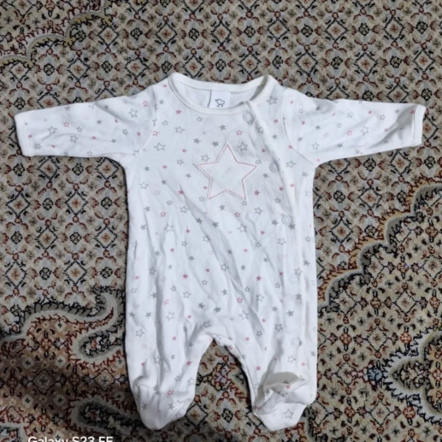 سرهمی نوزادی قشنگ