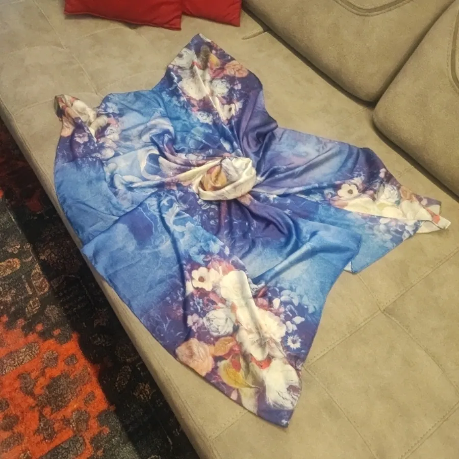 روسری ساتن