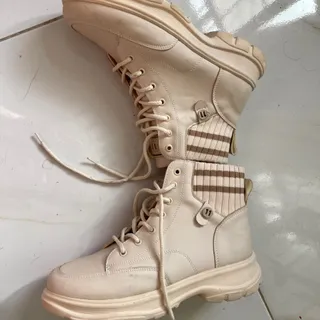 نیم بوت زنانه