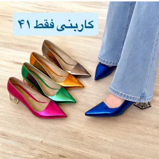 کفش های رنگی براق