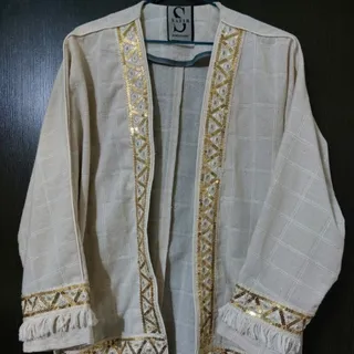 مانتو مدرن کارشده کرم
