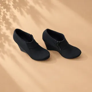 کفش مشکی لژدار