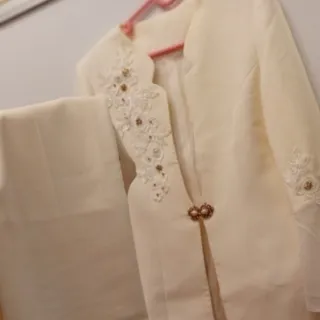 کت و شلوار سفید