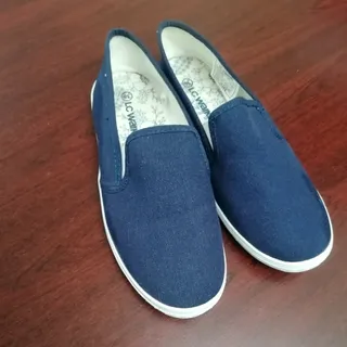 ونس LC Waikiki