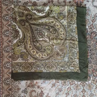 روسری بزرگ کاملا نو