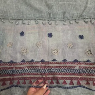شال گلدوزی شده خاص