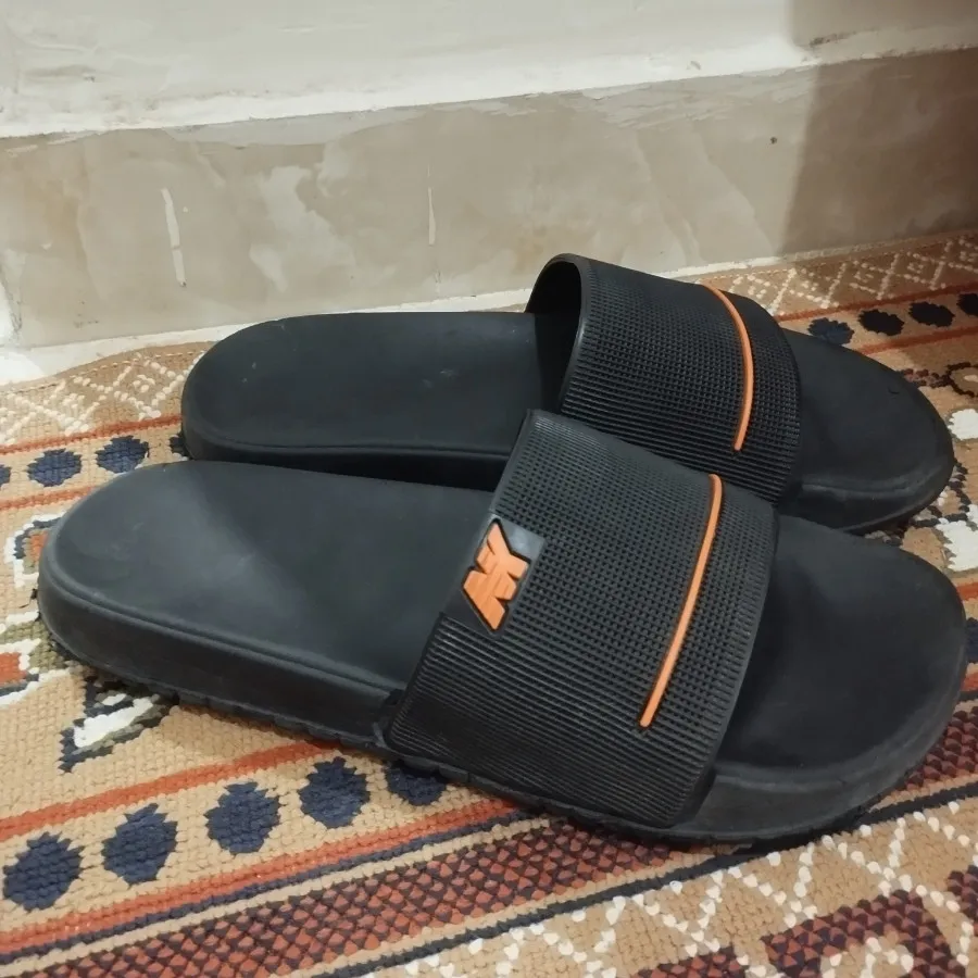 دمپایی مردانه