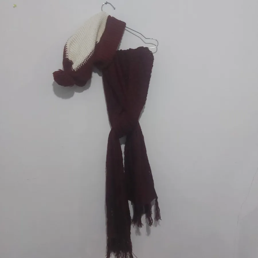 شال و کلاه بافتنی