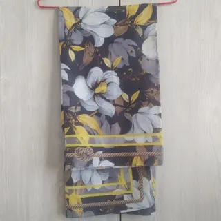 روسری قواره دار