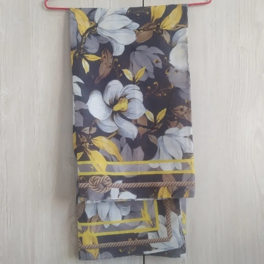 روسری قواره دار