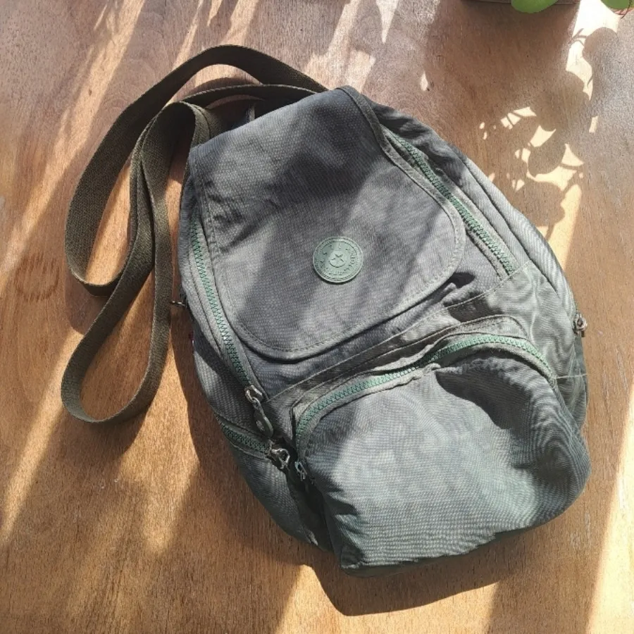 کوله پشتی سبز