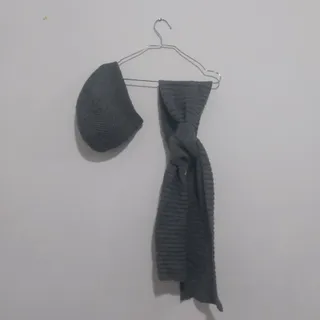 شال و کلاه طوسی
