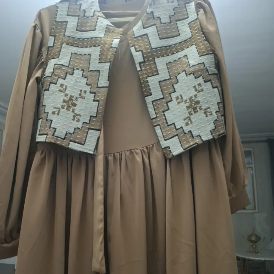 پیراهن و جلیقه