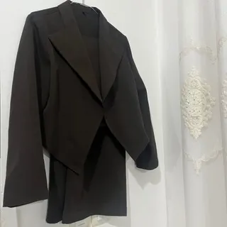 کت و شلوار قهوه ای