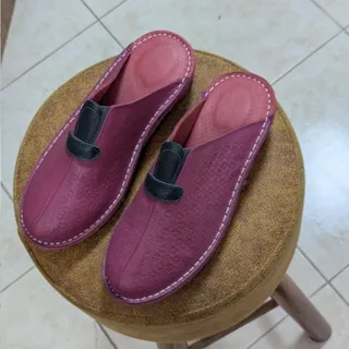 صندل چرم گاوی