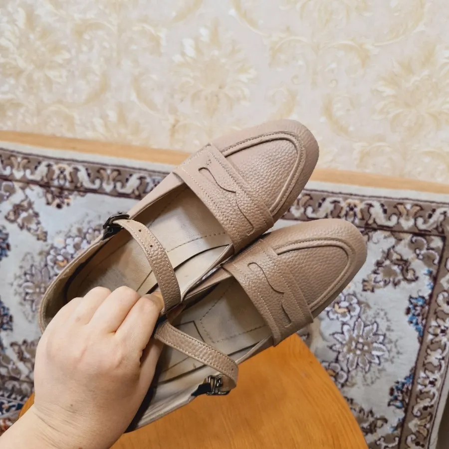 کفش تخت کالج کرمی
