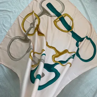 روسری قواره بزرگ کجراه