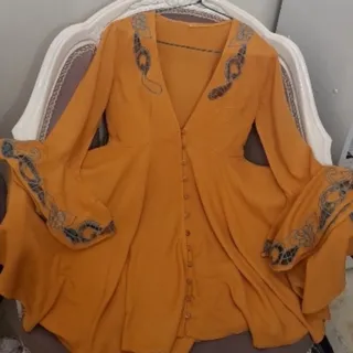 پیراهن زنانه