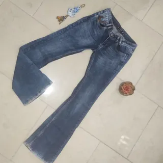 شلوار جین گس
