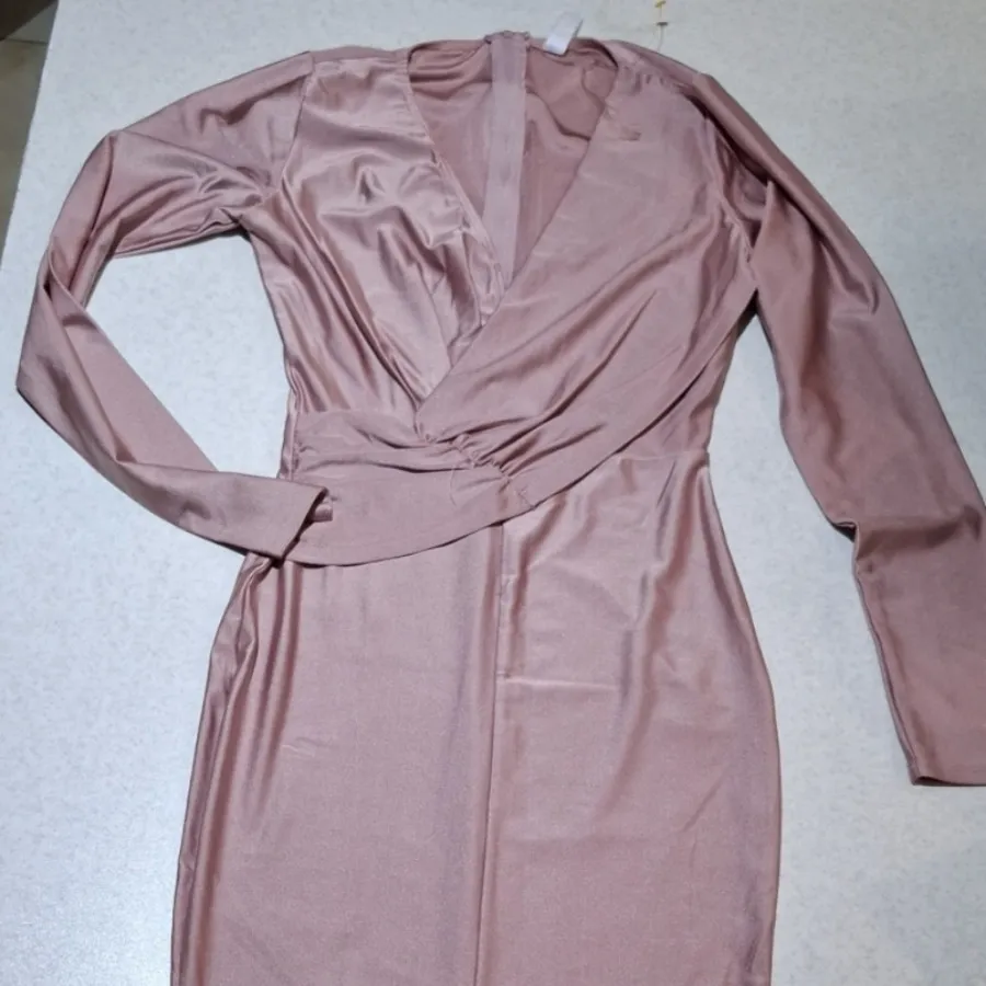 پیراهن مجلسی زنانه